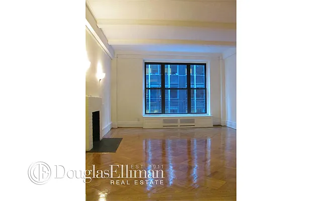 Rented by Douglas Elliman | media 14