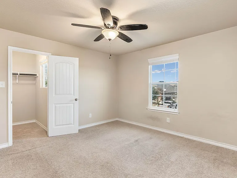 11310 Eagle Tree — Photo 19