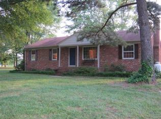 10421 Georgetown Rd, Mechanicsville, VA 23116