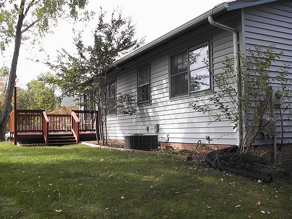 2nd image of 9523 Bonair Dr