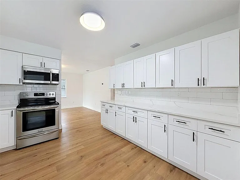3316 W Nassau St — Photo 11