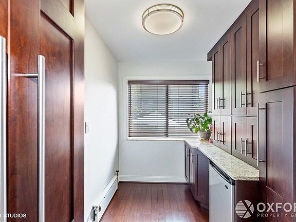 4th image of 3011 37th St