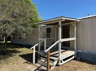 2811 Southern Breeze, Hondo, TX 78861