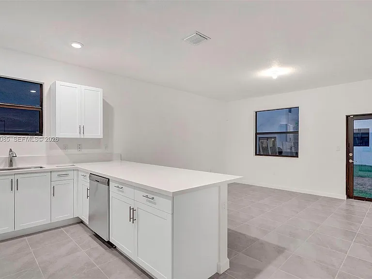 13417 SW 285th St — Photo 4