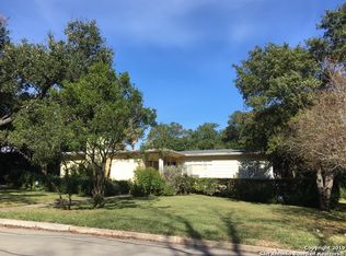 643 Elizabeth Rd, Terrell Hills, TX 78209