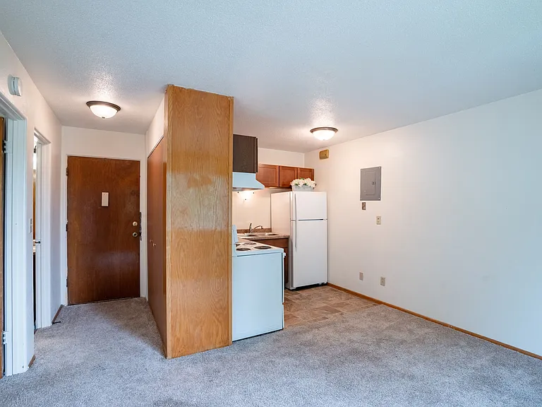 Fargo, ND Morningside Apartments | 11A | Living