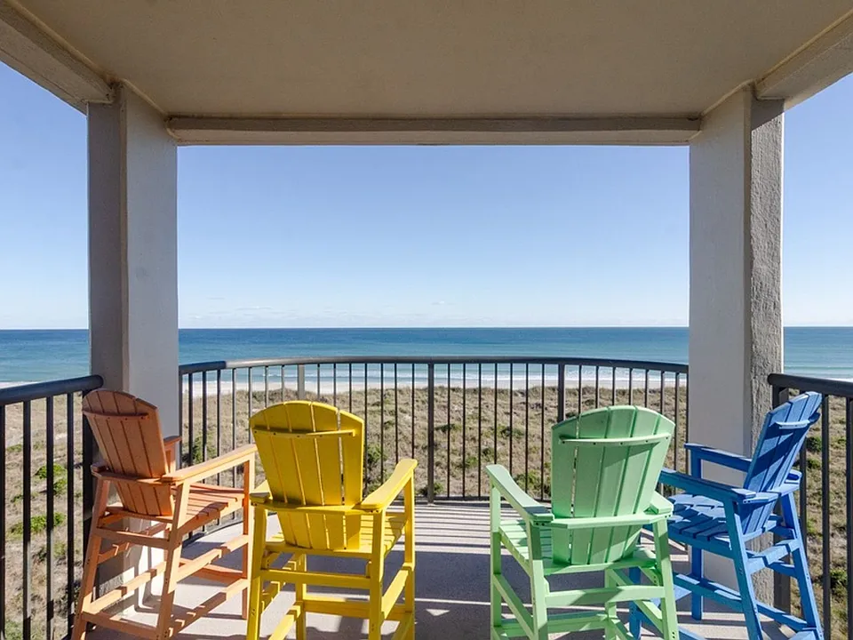 2400 N Lumina Ave #2