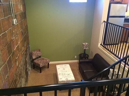 3rd image of 515 S 31st St APT 101