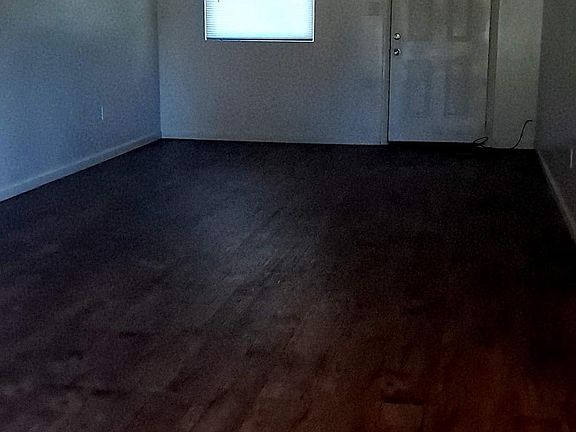2nd image of 7202 Lillian Hwy #205