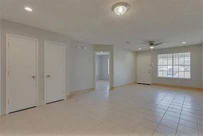 1722 Fitzgerald Court Arlington, TX 76012 — Photo 4