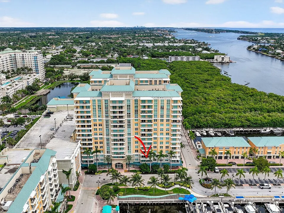 625 Casa Loma Blvd #304