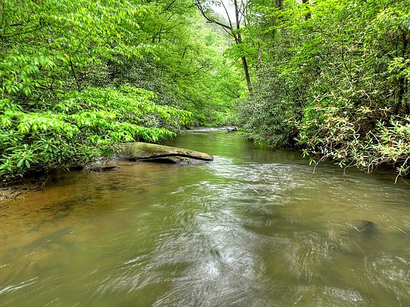 53rd image of 300 River Rd