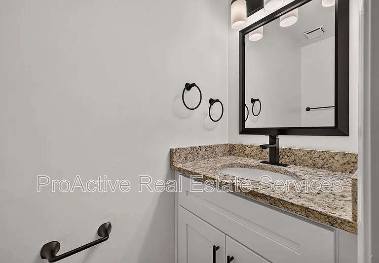 1031 Still Harbor Cir — Photo 11
