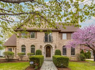 319 N County Line Rd, Hinsdale, IL 60521