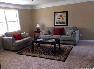 403 Elizabeth Ln, Glencoe, AL 35905