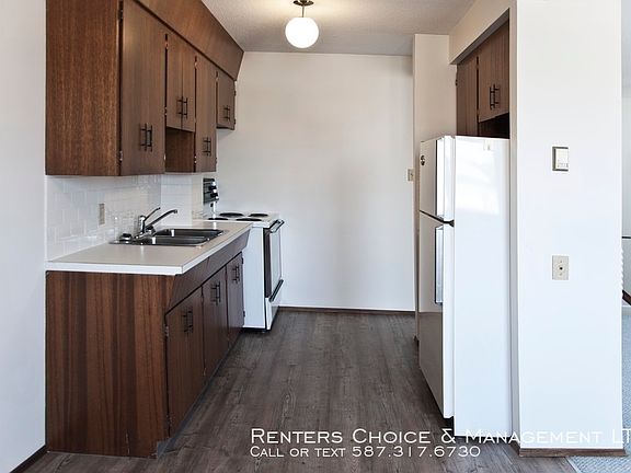 3rd image of 1618 13th St N #4