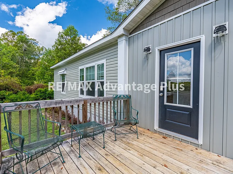 1407 Paradise Rd — Photo 3