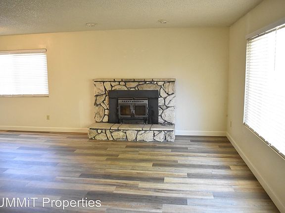 3rd image of 247 Belford Pl