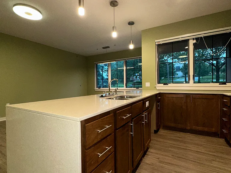 3223 Kavanaugh Blvd — Photo 8