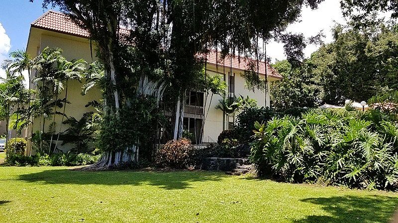 2nd image of 75-5873 Walua Rd APT 226