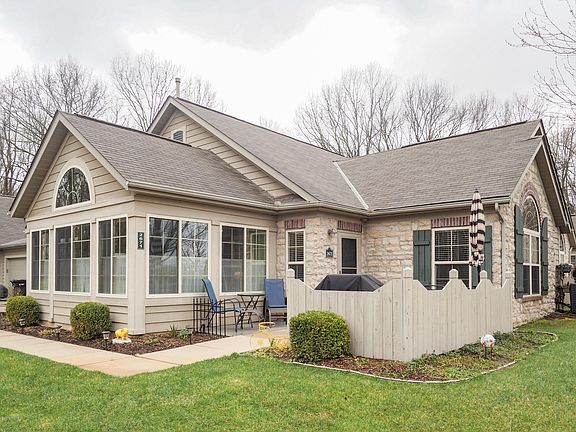 2671 Bluestone Circle-102