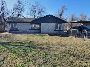 1137 Lloyd Dr, Midwest City, OK 73130