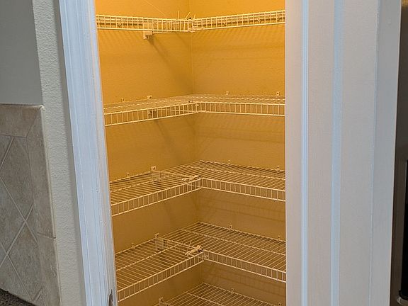 4th image of 6841 Breezy Palm Dr