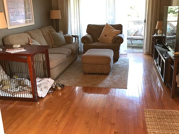 2nd image of 4535 Oak Glen Dr Unit E