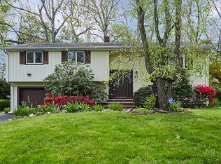 53 Trocha Ave, Livingston, NJ 07039