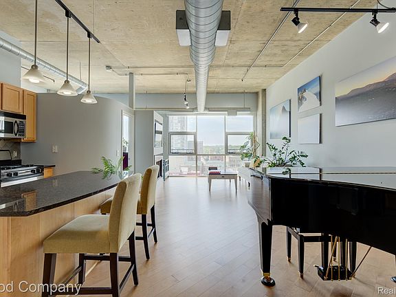 4th image of 100 W 5th St APT 804