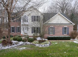 725 Lake Trl, Aurora, OH 44202