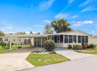 34708 Yellow Parrot Dr, Zephyrhills, FL 33541