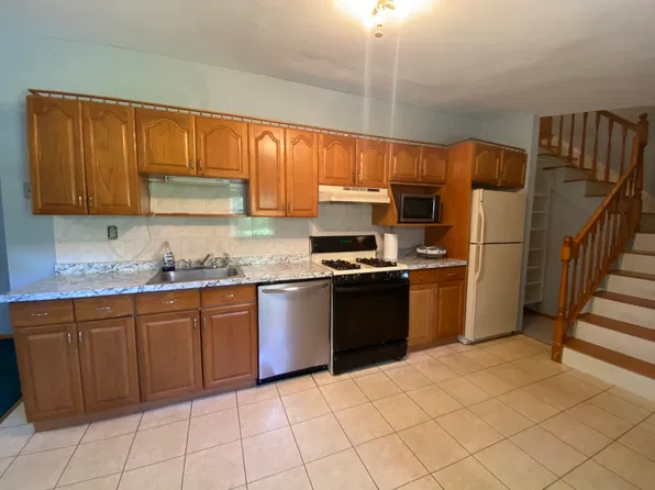 (undisclosed Address), Dix Hills, NY 11746