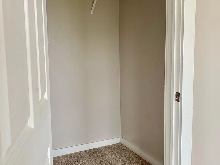 1809 Adams St #2 — Photo 11