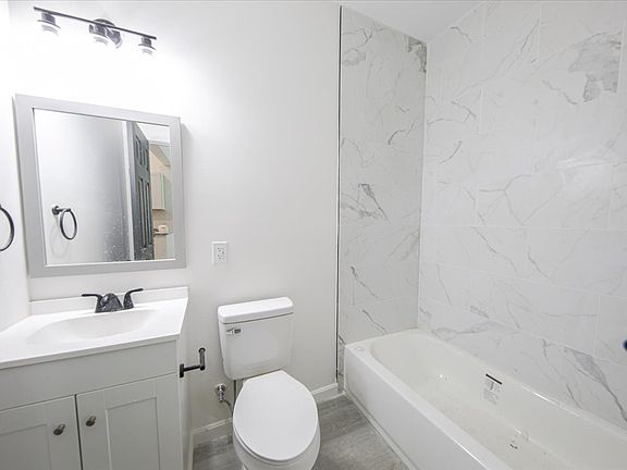 4th image of 2620 May St #2