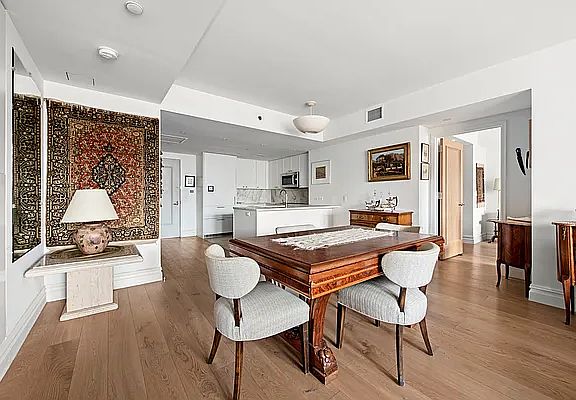 3rd image of 245 W 14th St #7B