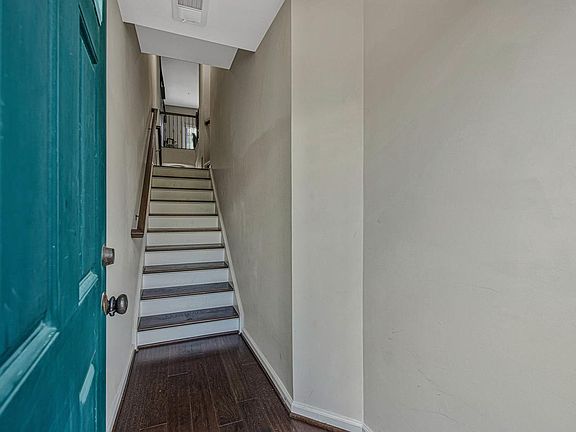 5th image of 14413 Sandy Ridge Ln