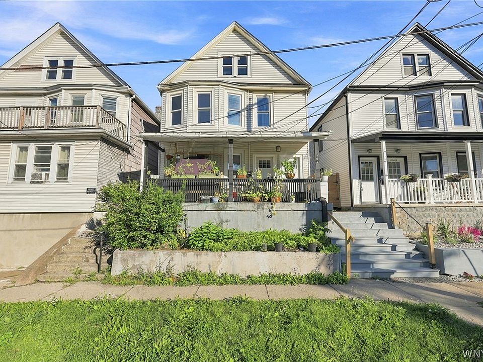 1st image of 284 Carolina St