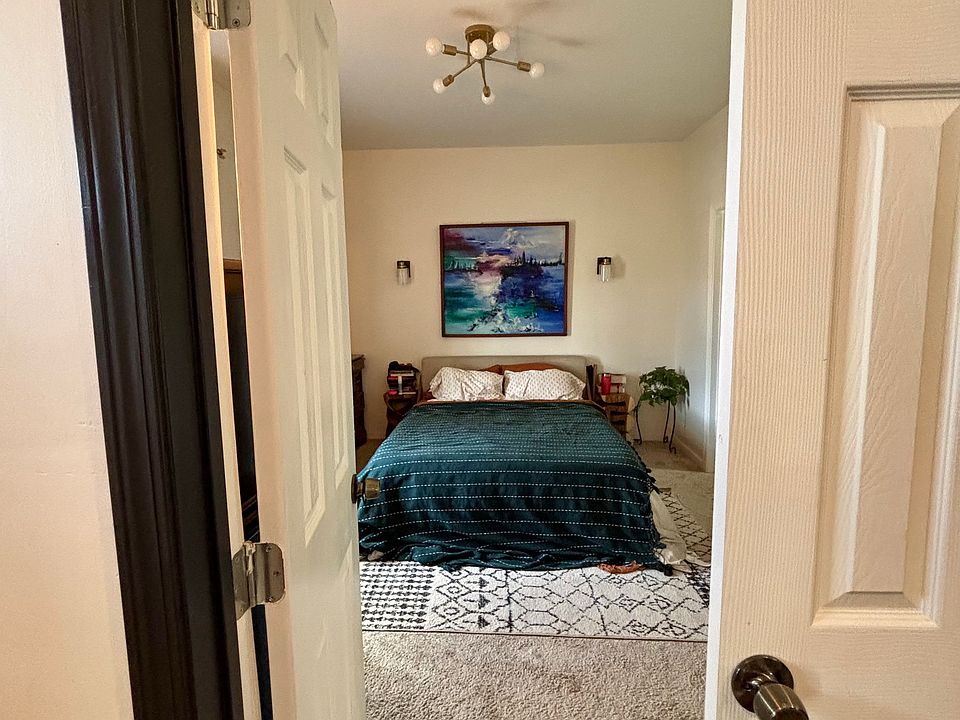 1st image of 1000 NE 18th St #0