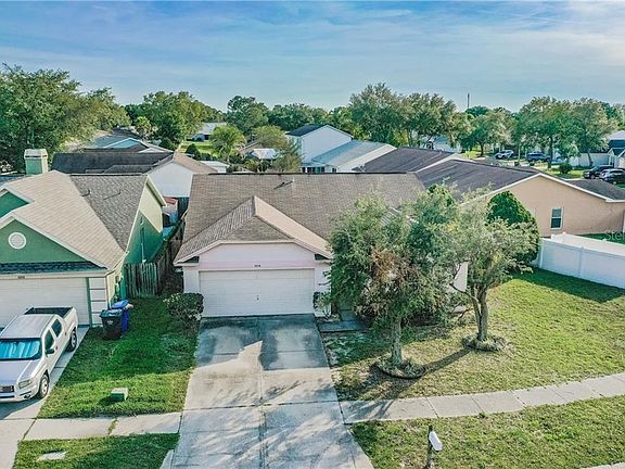 2nd image of 11214 Thicket Ct