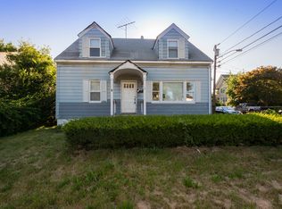 8 Duffy St, Stamford, CT 06902