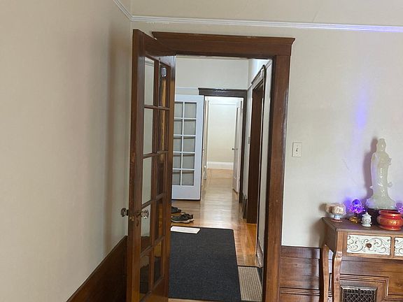 2nd image of 767 16th Ave #1