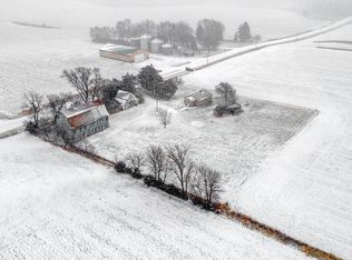 20569 360th St, Le Center, MN 56057