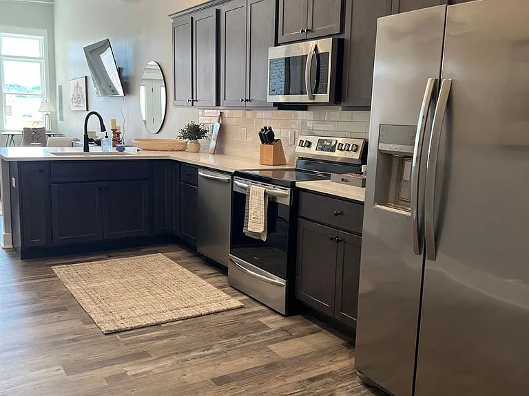 315 Columbia St #300 — Photo 9