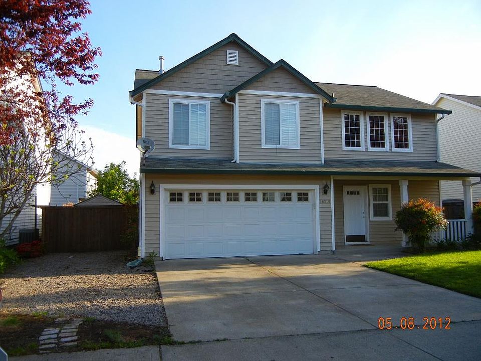 1st image of 16706 NE 11th St