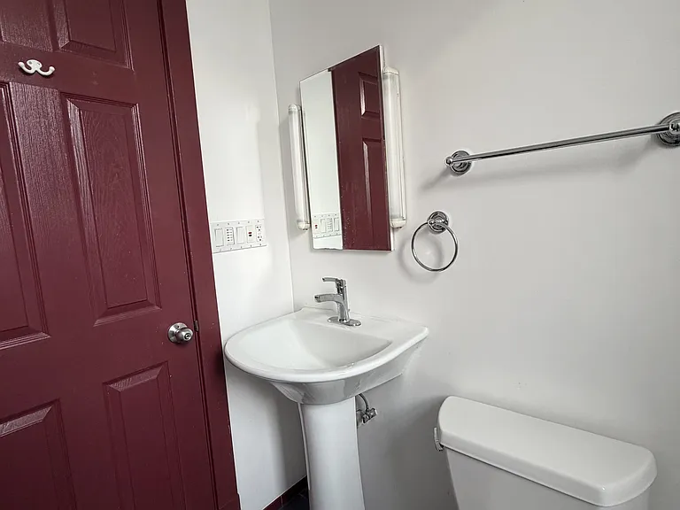 2553 W Cortez St #3R — Photo 7