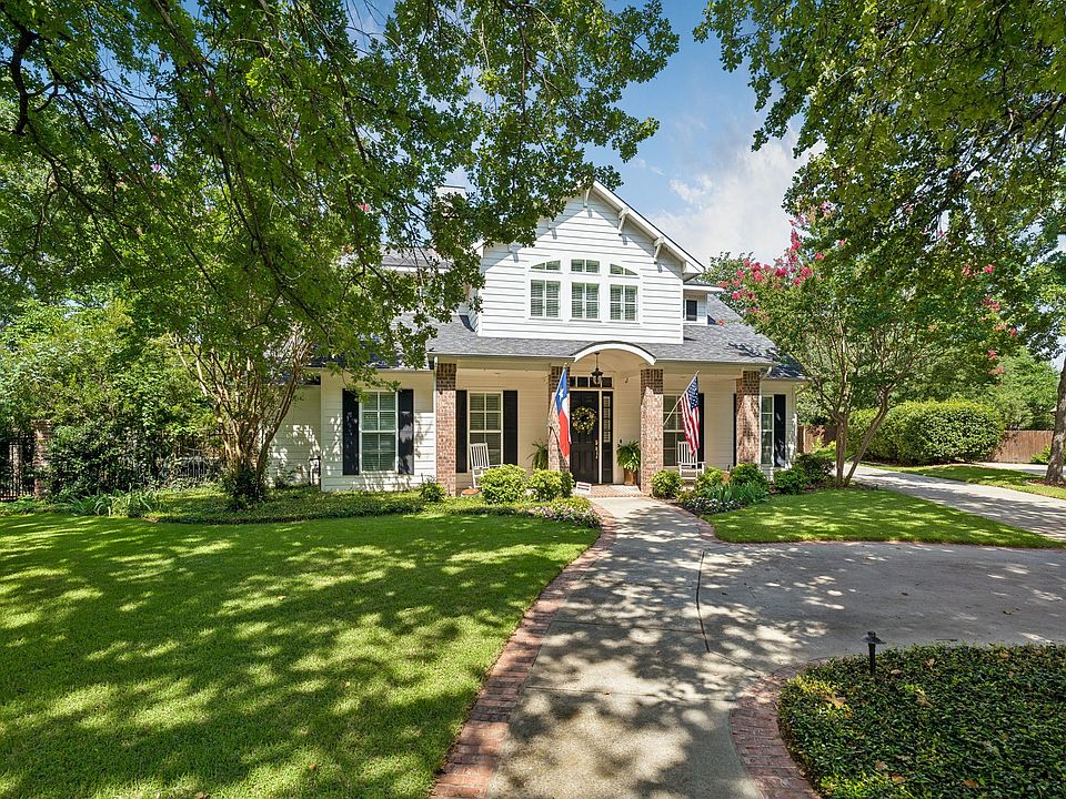 1st image of 200 Sharon Rose Ct