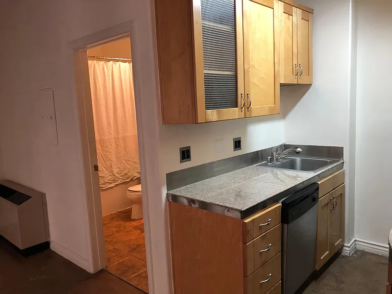 312 W 5th St #1016 — Photo 8
