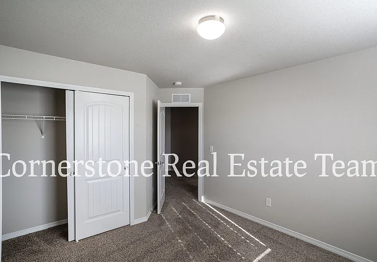 10758 Saco Dr — Photo 27