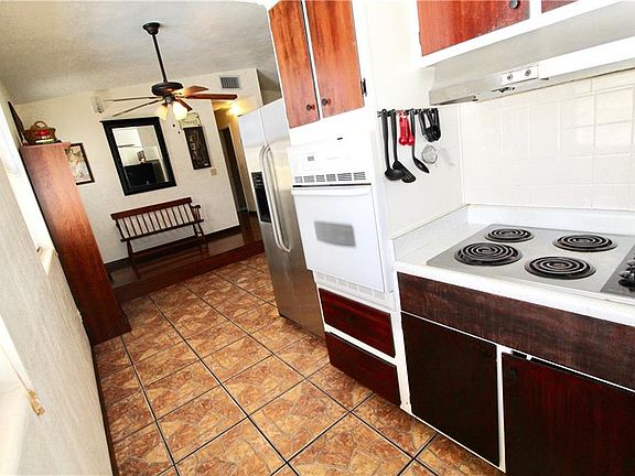 4th image of 6654 Cypress Dr